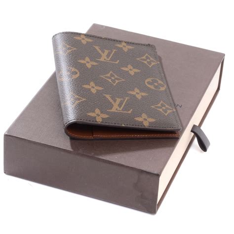 passport case louis vuitton|authentic Louis Vuitton passport holder.